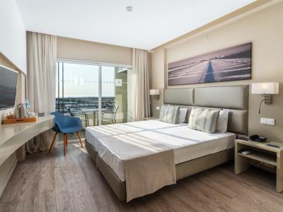 AP Maria Nova Lounge Hotel - Doppelzimmer Poolblick