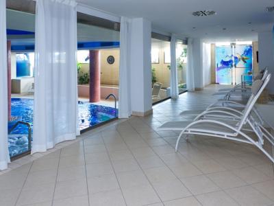 R2 Buganvilla Hotel & Spa