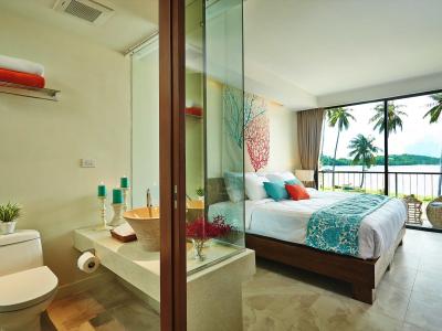 Bandara Phuket Beach Resort - Deluxe Typ B Balkon