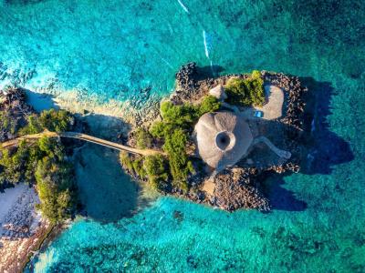 Chale Island Resort