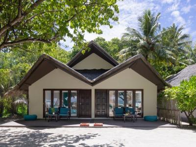 Adaaran Select Hudhuran Fushi - Deluxe Beach Villa