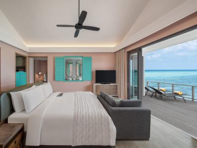 Le Meridien Maldives Resort & Spa - Ocean Villa Sunrise