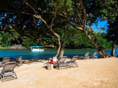 Ocean's Creek Beach Hotel