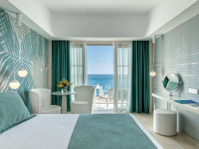 Ivi Mare, Elegant collection by Louis Hotels - Doppelzimmer Deluxe Meerblick