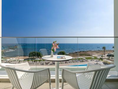 Ivi Mare, Elegant collection by Louis Hotels - Doppelzimmer Deluxe Meerblick