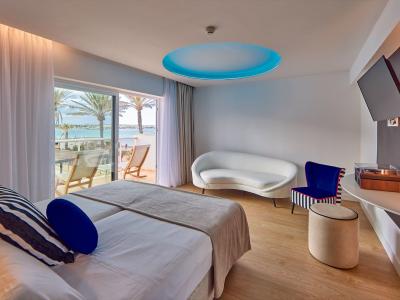 Universal Hotel Neptuno - Juniorsuite seitlicher Meerblick