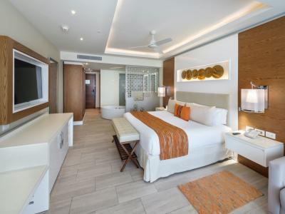 Royalton Bavaro - Luxury Junior Suite